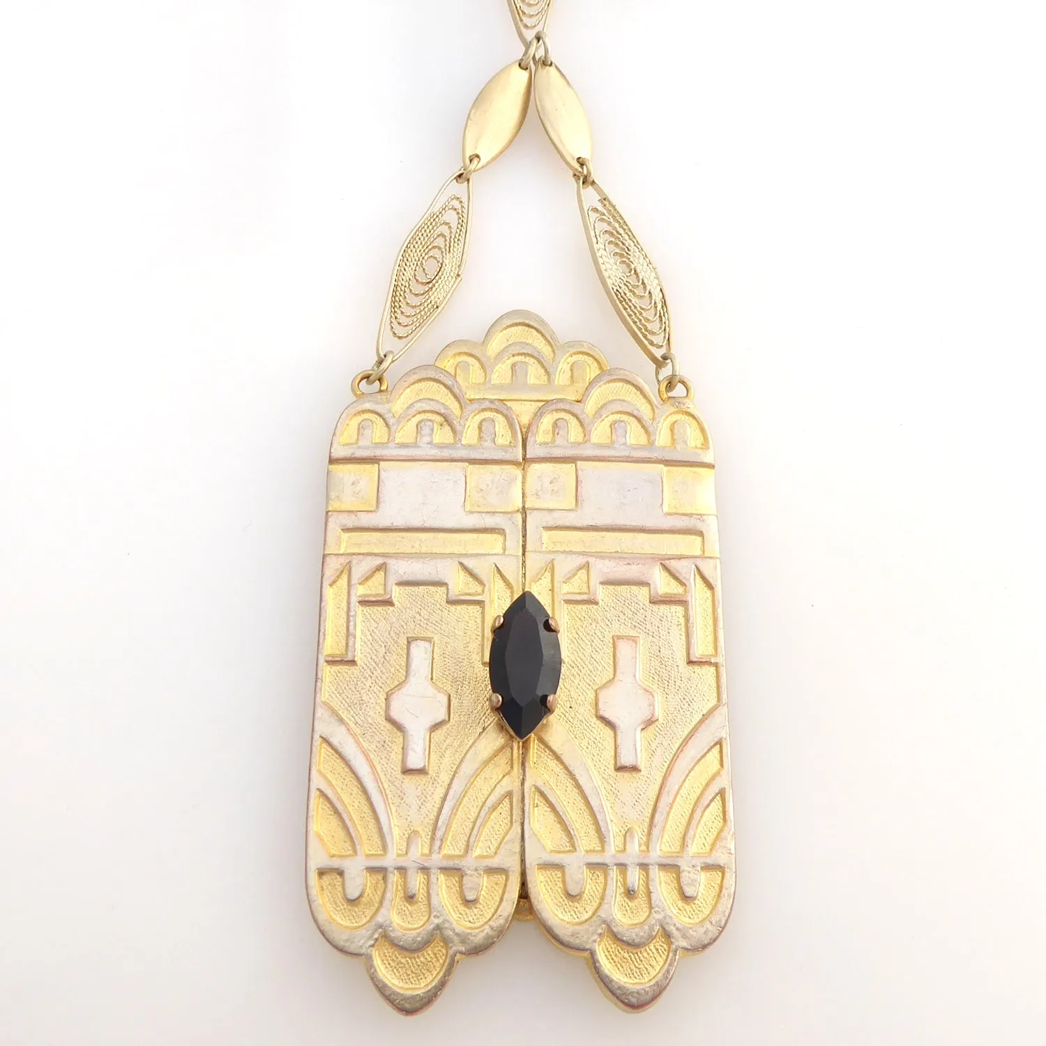 Stargate garnet necklace