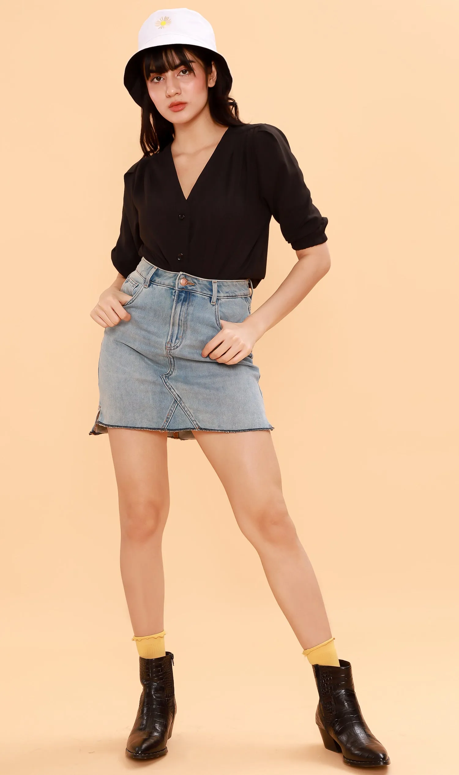STELLA Button-Down Long-Sleeve Top (Black)