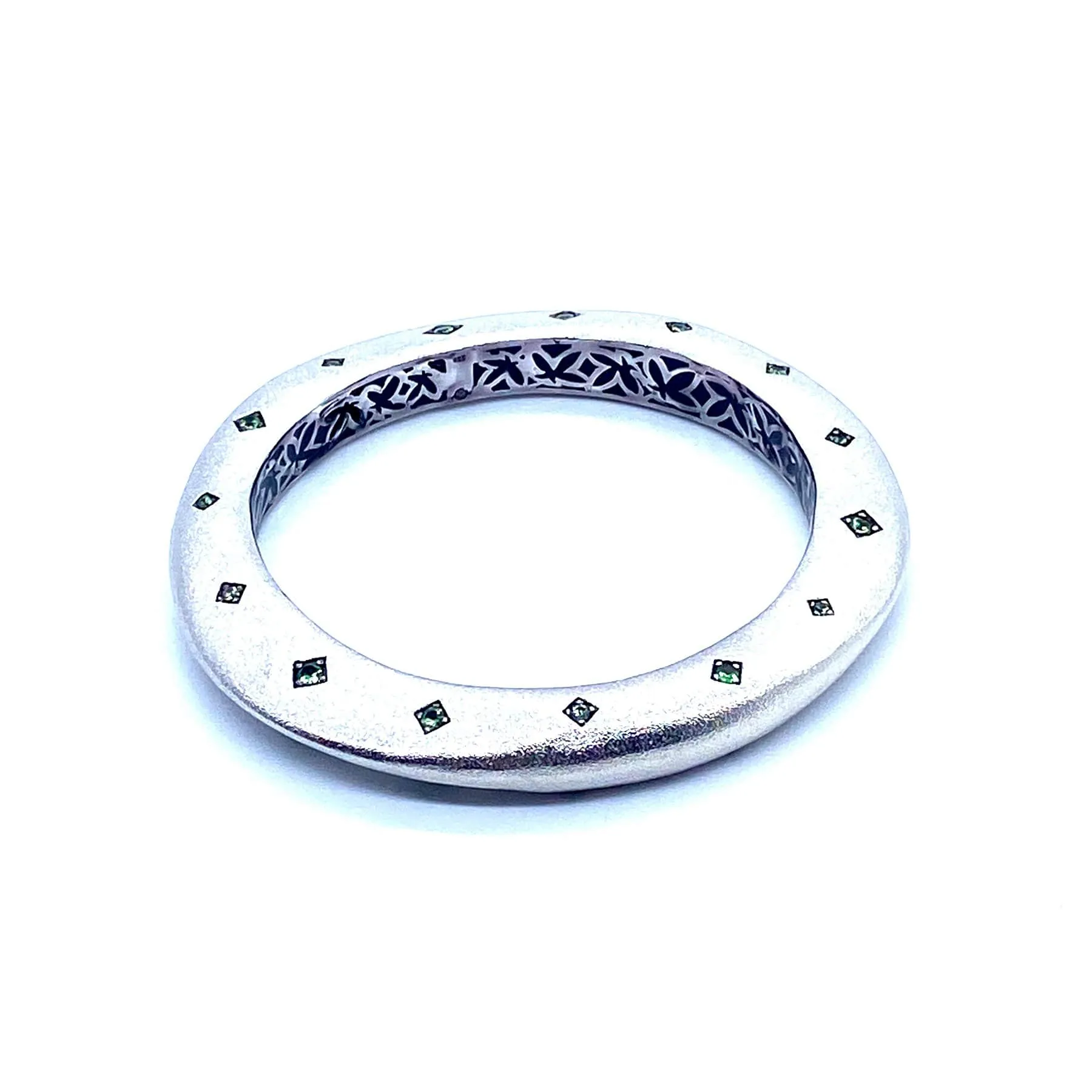 Sterling Silver Tribal Tsavorite Wave Bangle 10mm Thick