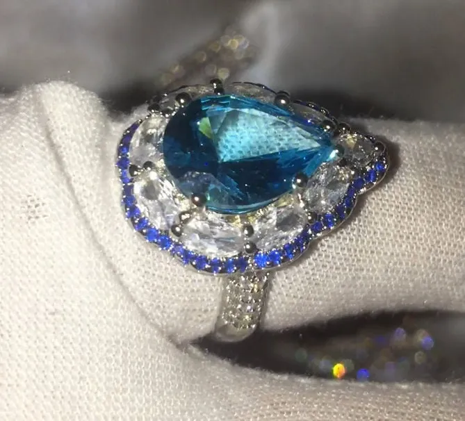 Teardrop Ring | Blue Diamond Ring | Blue Diamond Engagement Ring