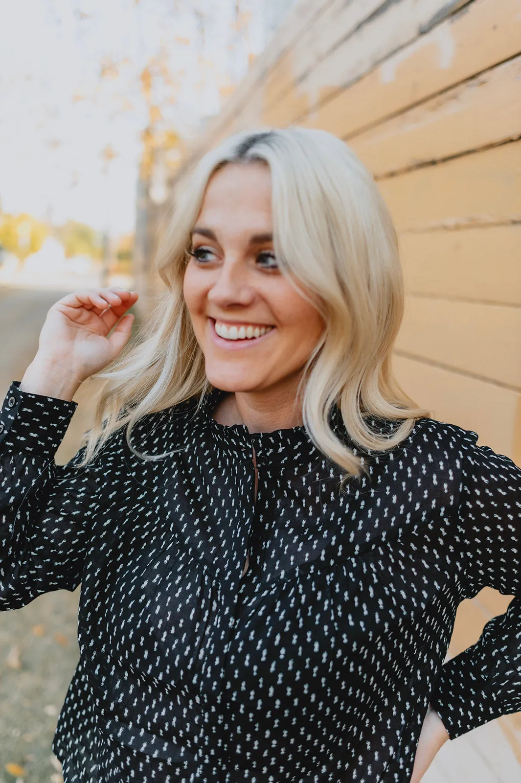 The Luka Blouse - Black