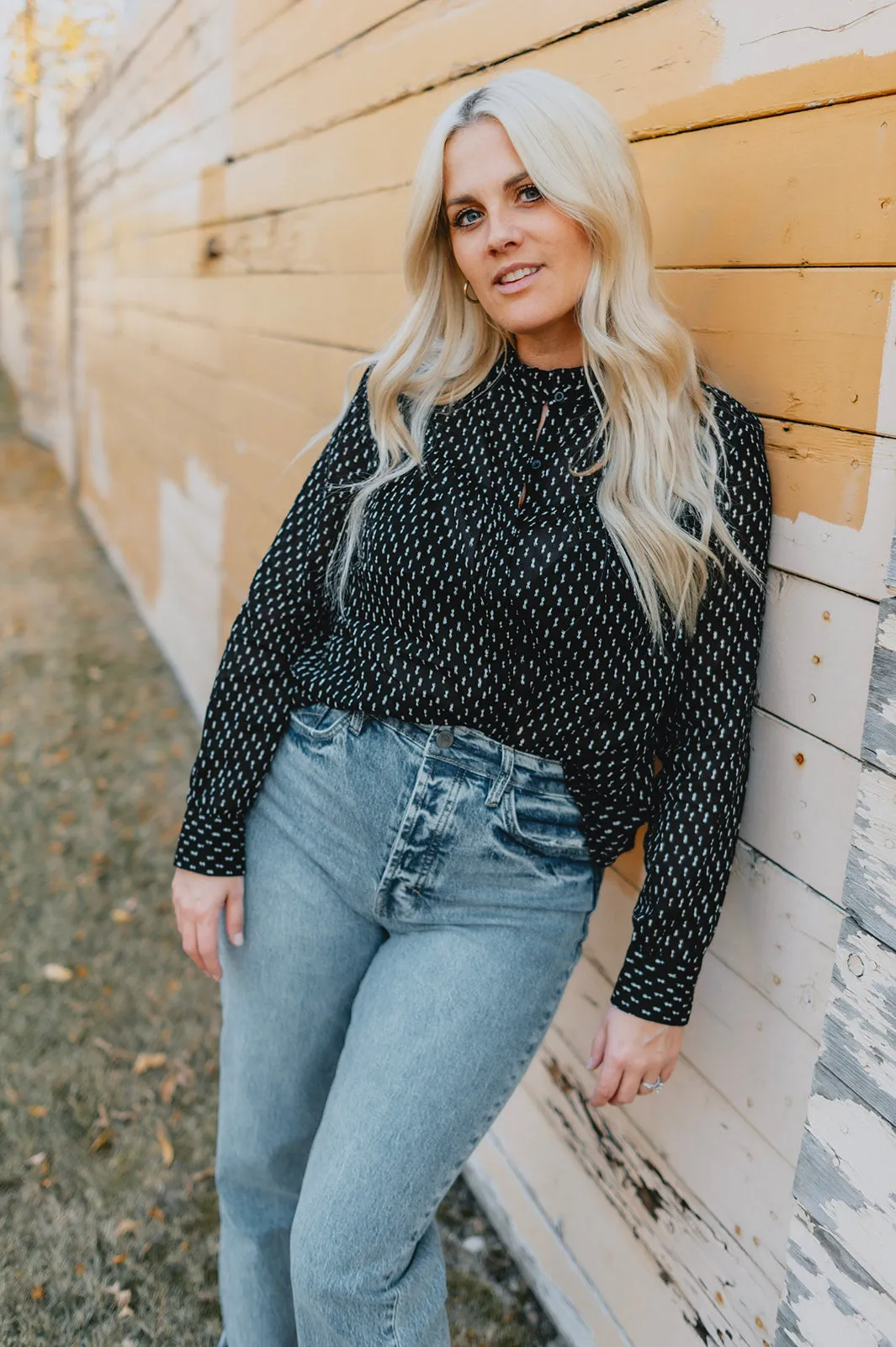 The Luka Blouse - Black