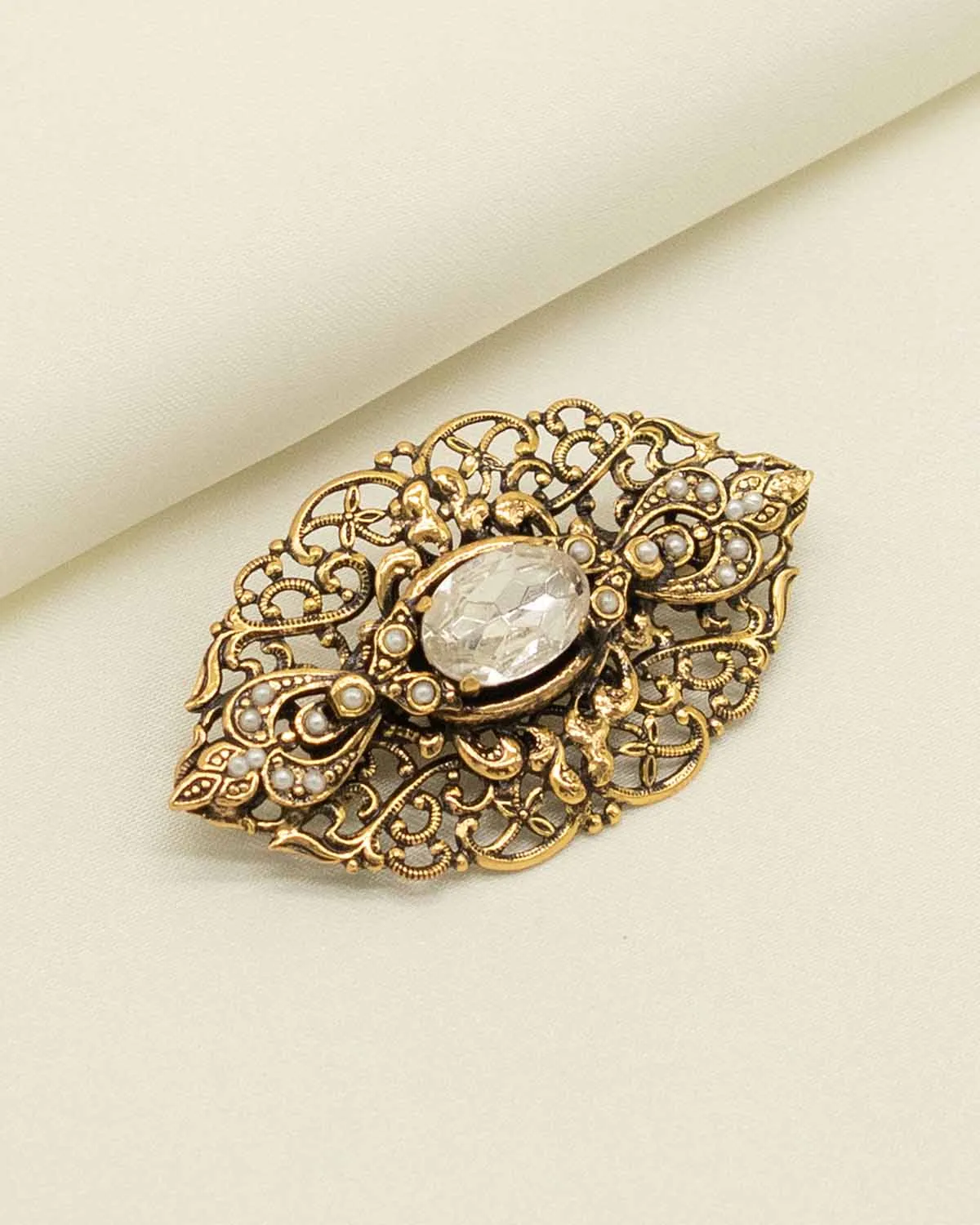 The Pitigliano Brooch (That's Amore Edition)