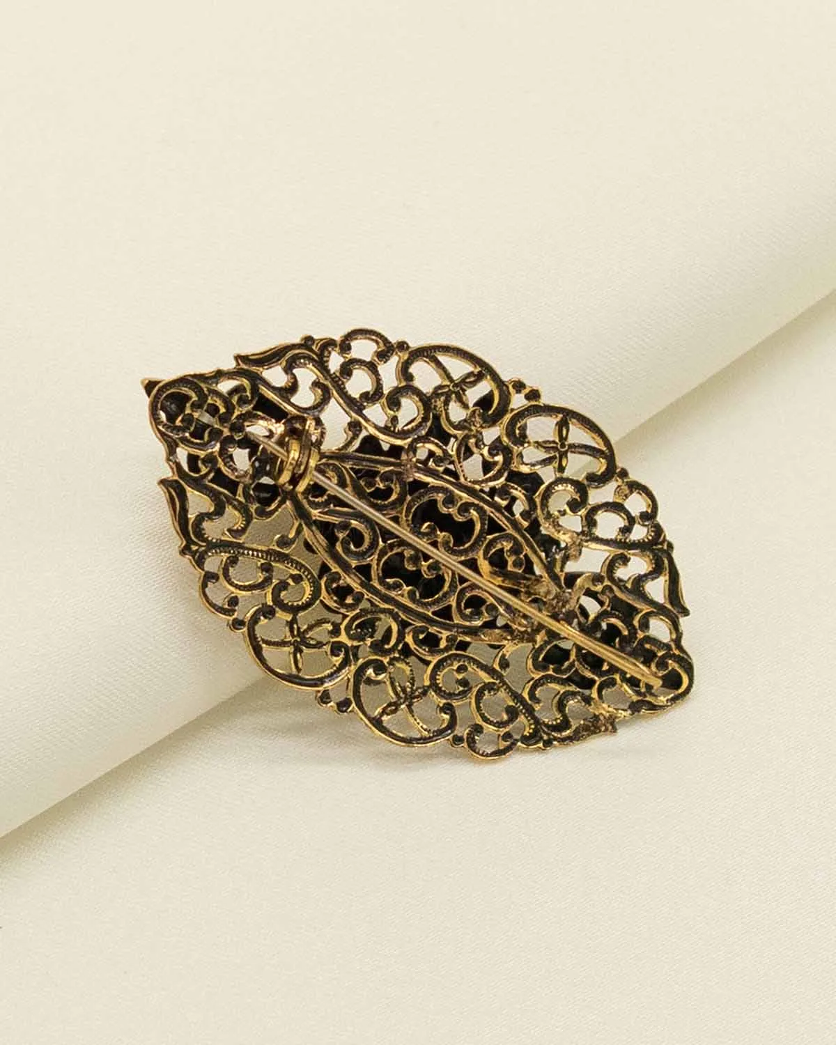The Pitigliano Brooch (That's Amore Edition)