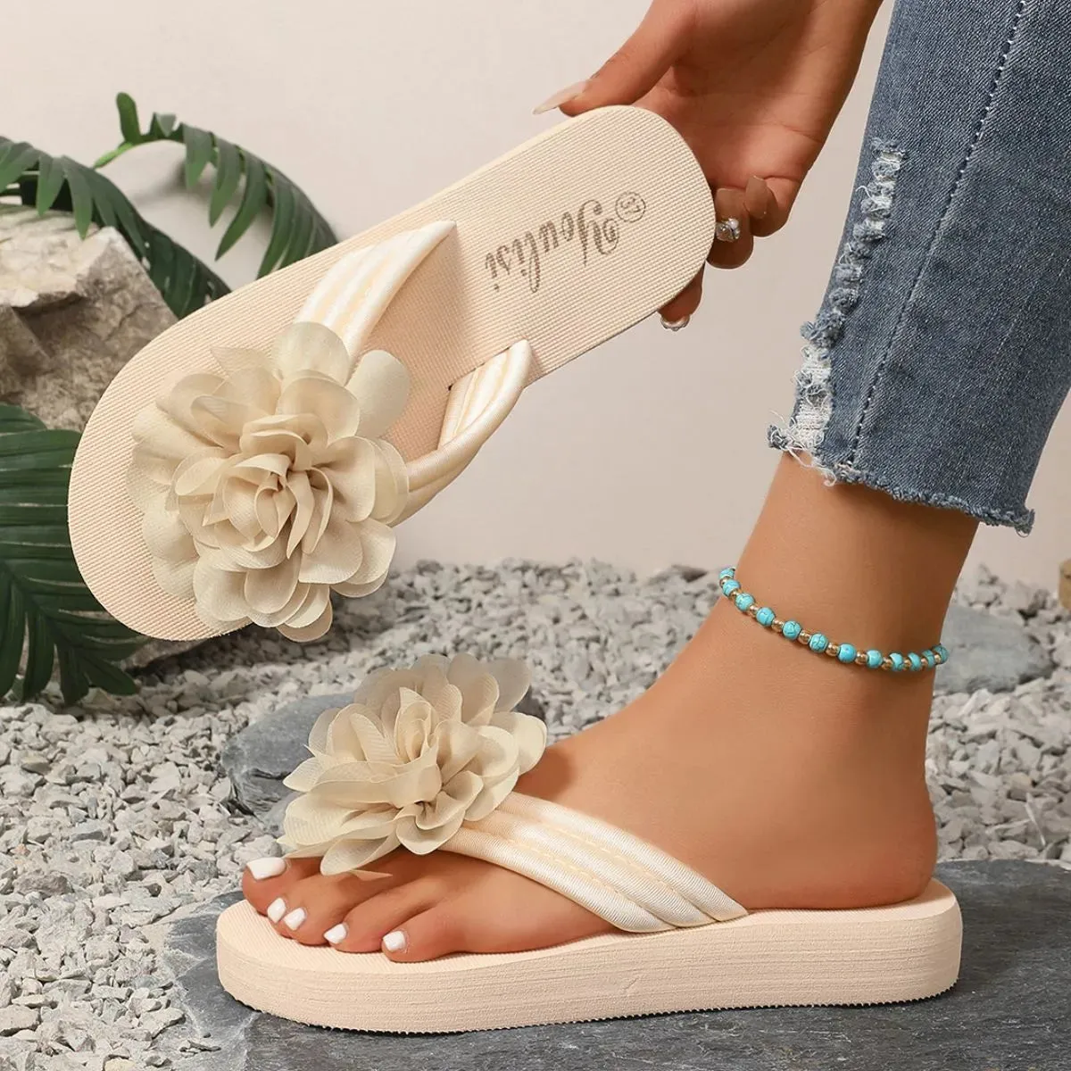 Toe Post Platform Sandals