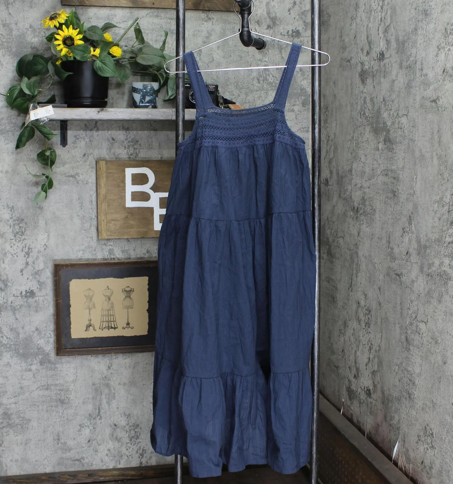 Universal Thread Women's Sleeveless Crochet Trim Dress Navy Blue M