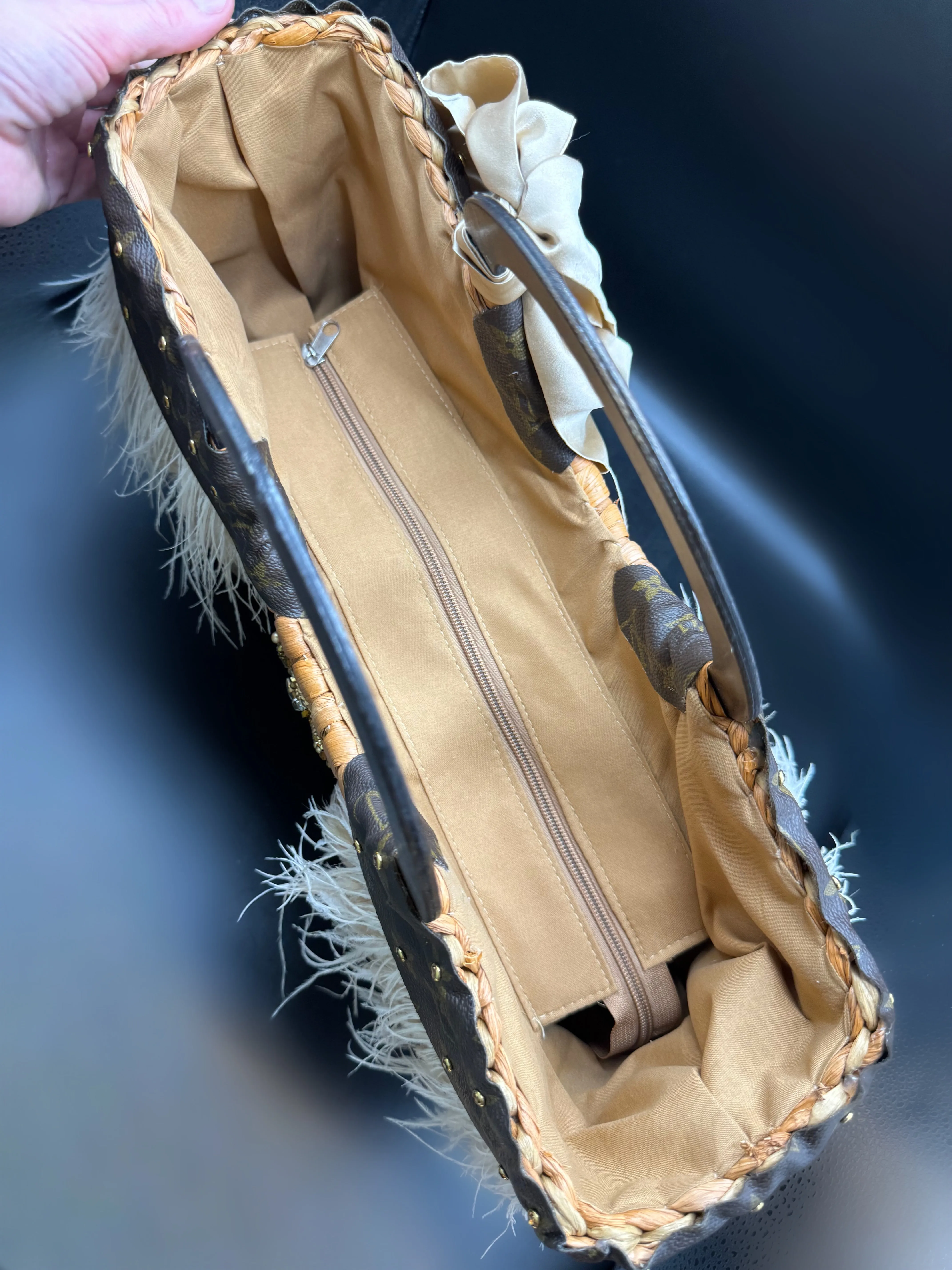 Upcycled Charming Feathers
