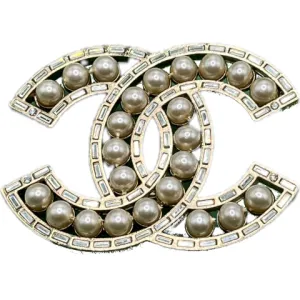 Vintage Chanel Brooch with Crystal Baguettes and Pearls