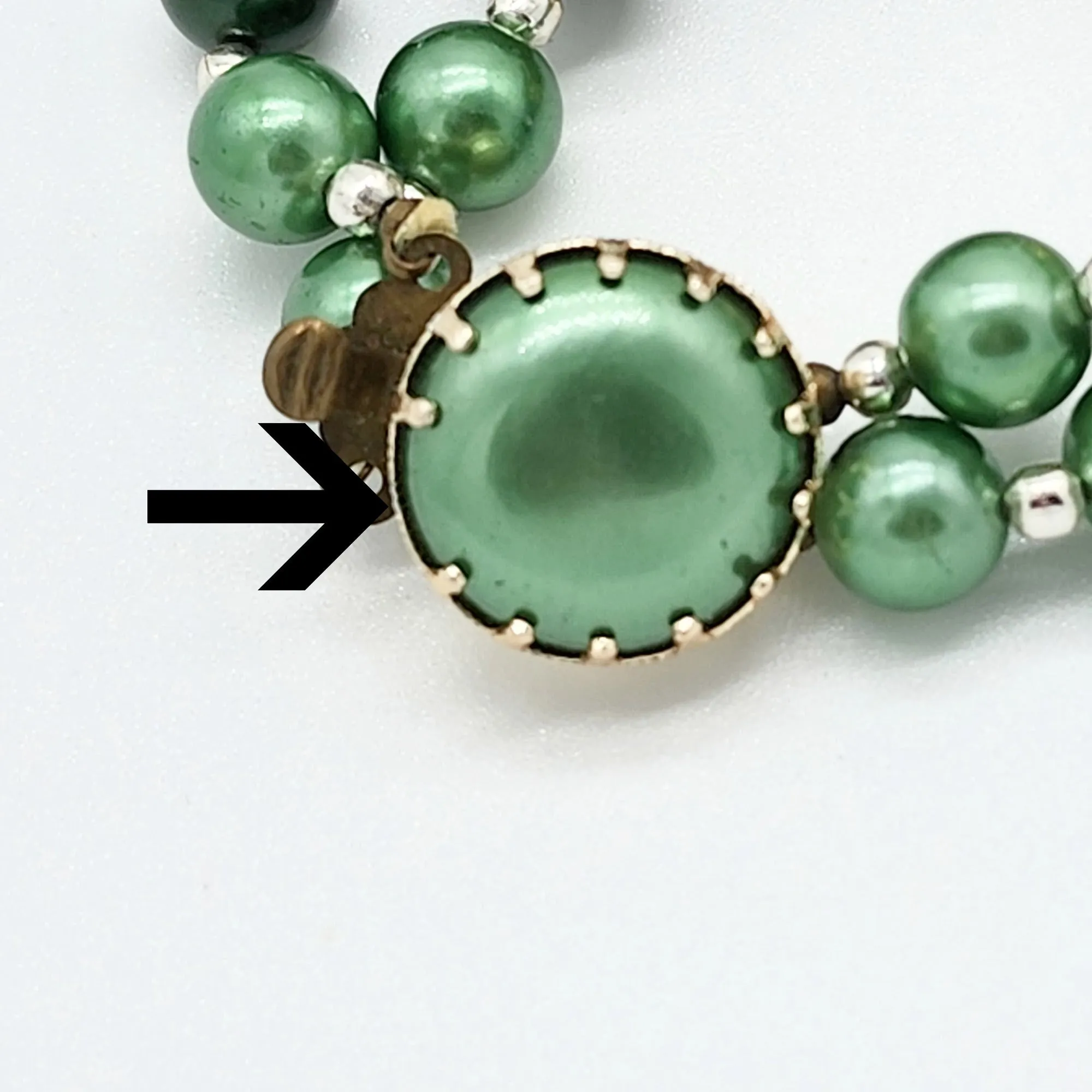 Vintage Japan Beaded Necklace with JJI Lucky Shamrock Brooch