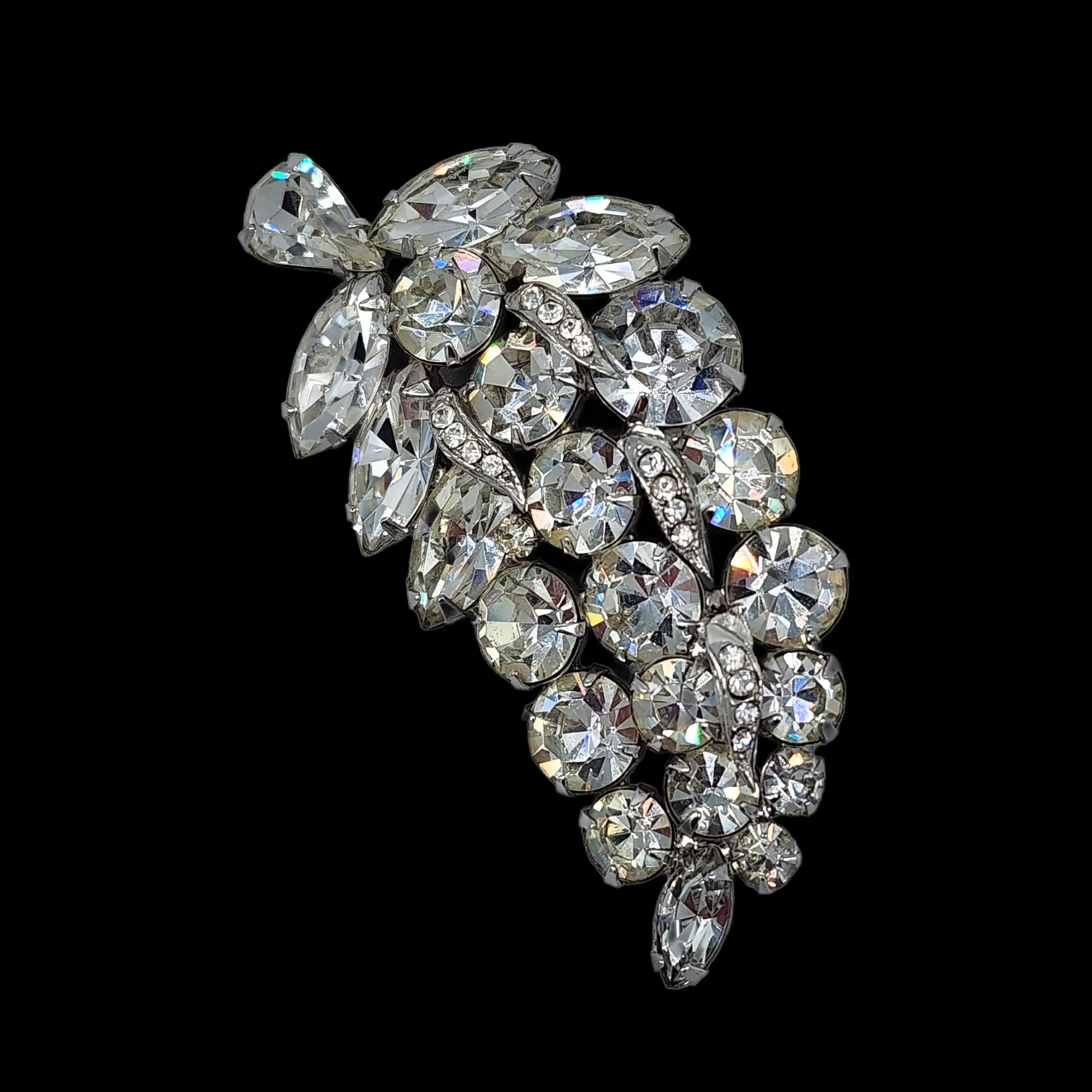 Vintage Rhinestone Leaf Brooch With Amazing Sparkle