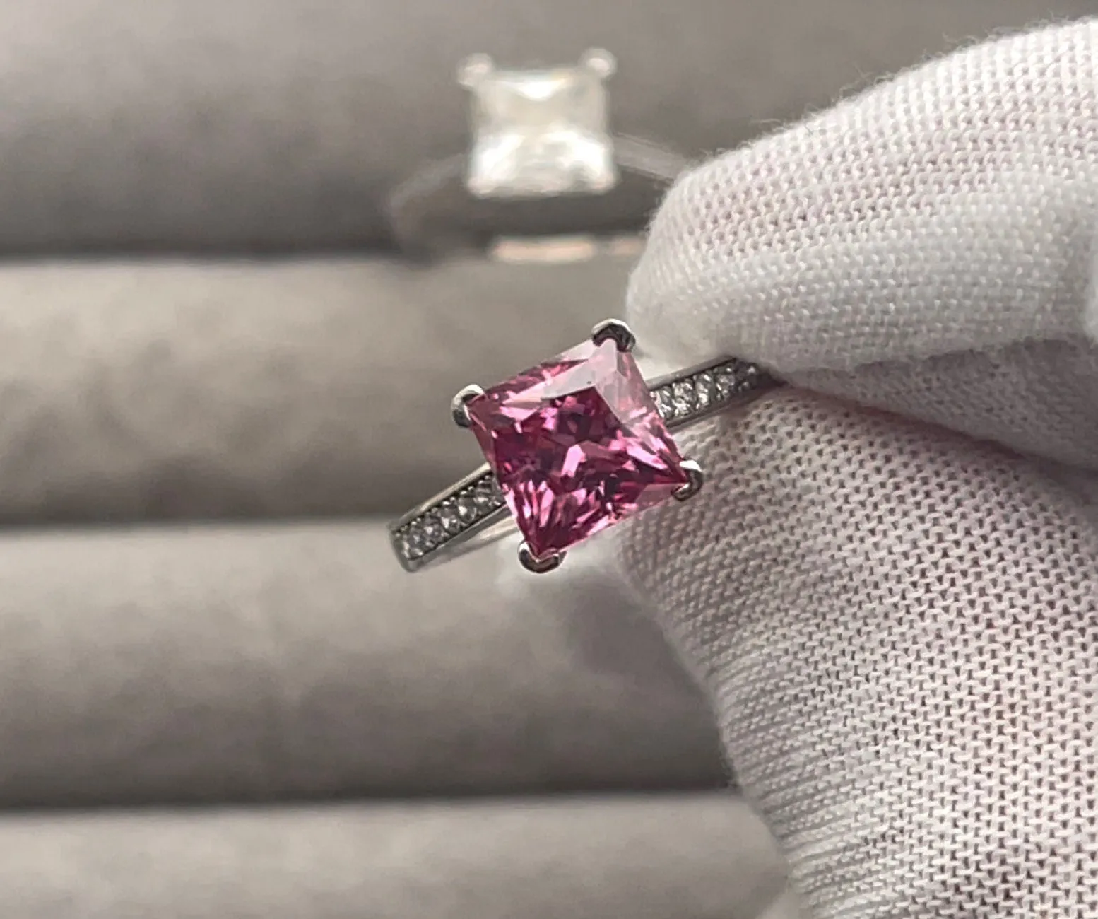 VVS1 2.0 CARAT Moissanite Engagement Ring | Princess Cut Engagement Ring | Pink Diamond Ring | Moissanite Ring |  Womens Pink Diamond Ring