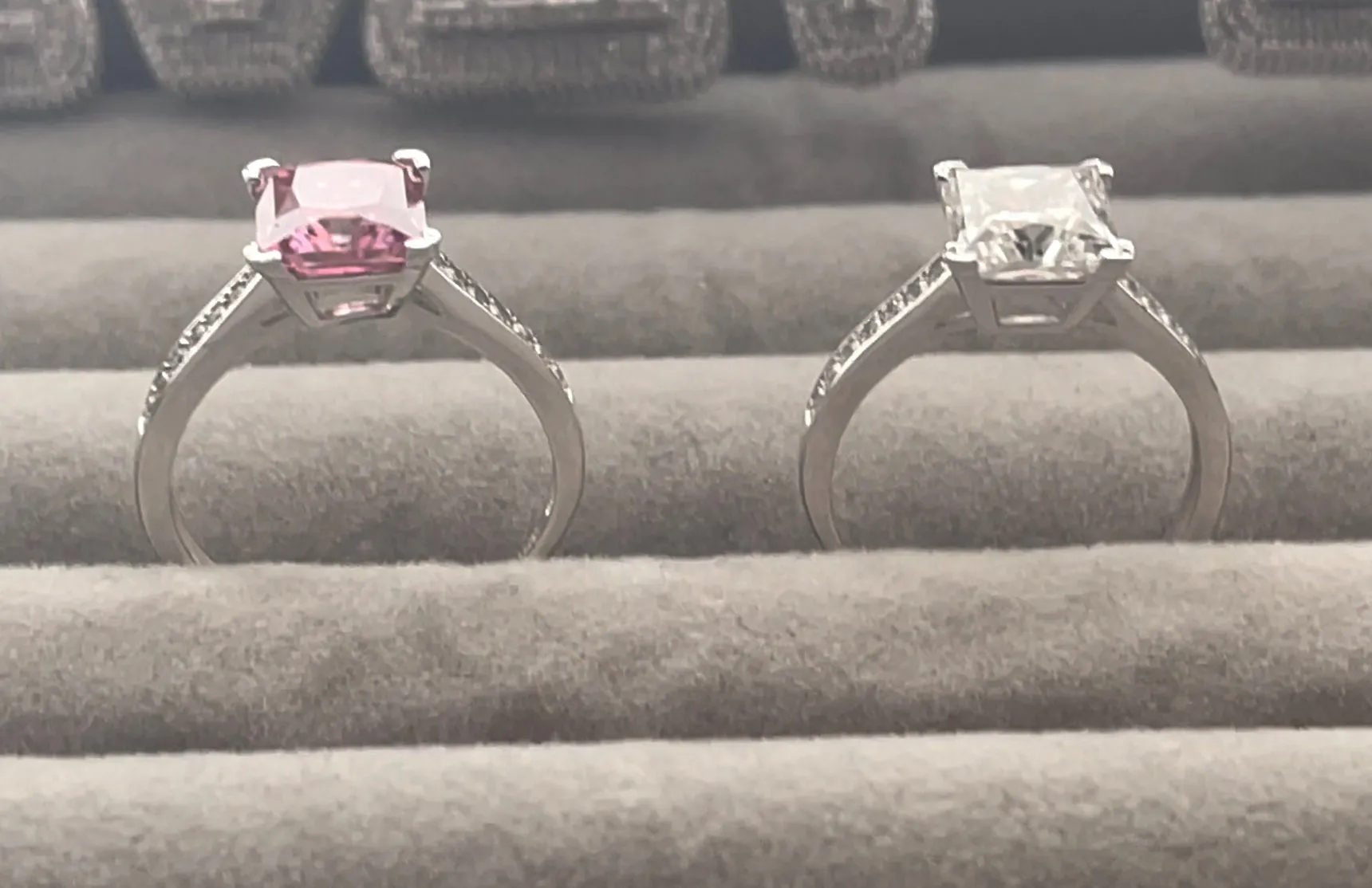 VVS1 2.0 CARAT Moissanite Engagement Ring | Princess Cut Engagement Ring | Pink Diamond Ring | Moissanite Ring |  Womens Pink Diamond Ring