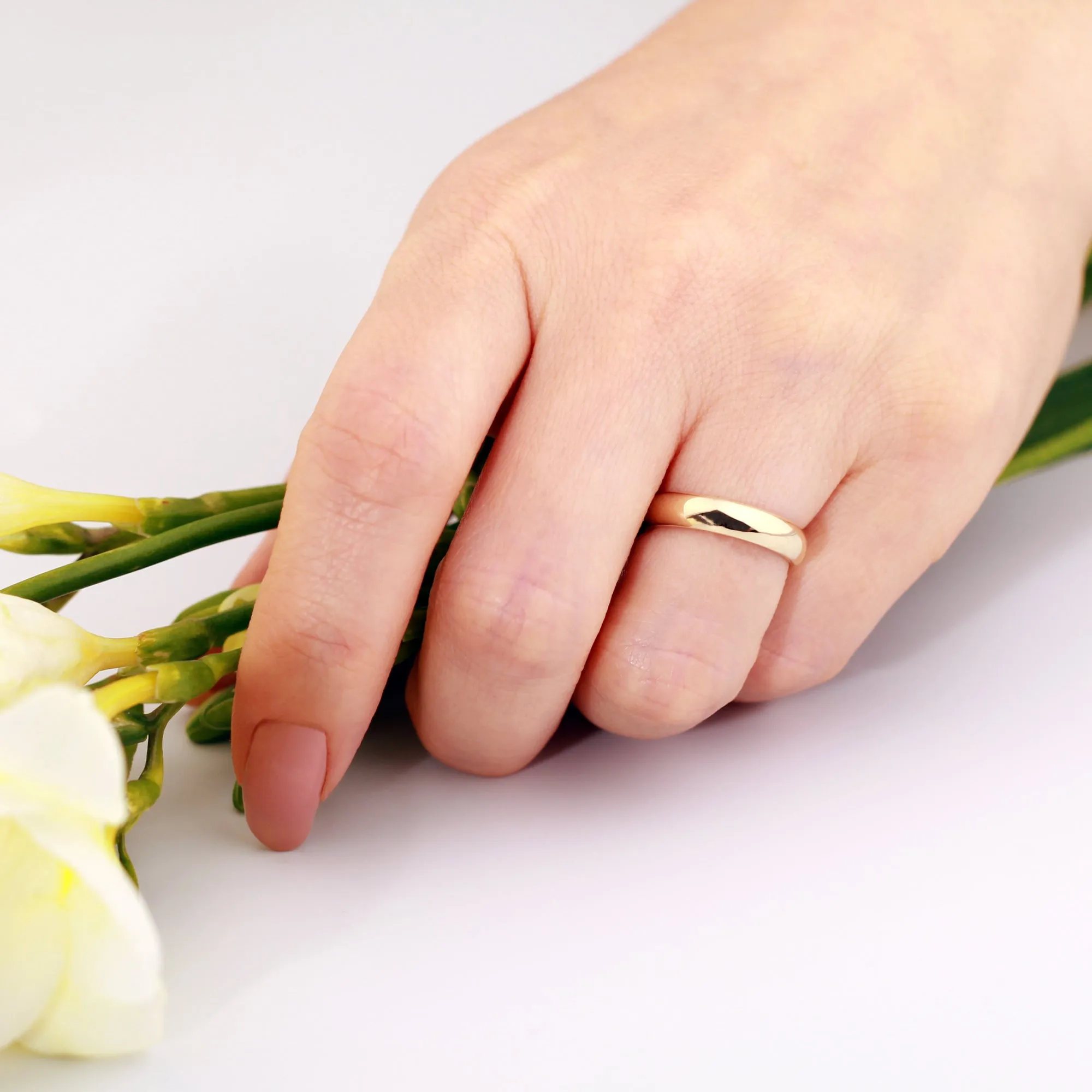 Wedding Band 4mm Comfort Fit 14K Gold
