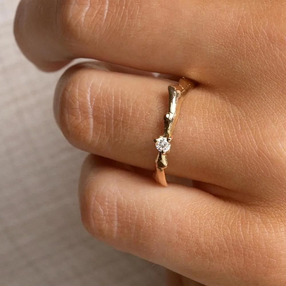 Women's diamond ring - KOLGA