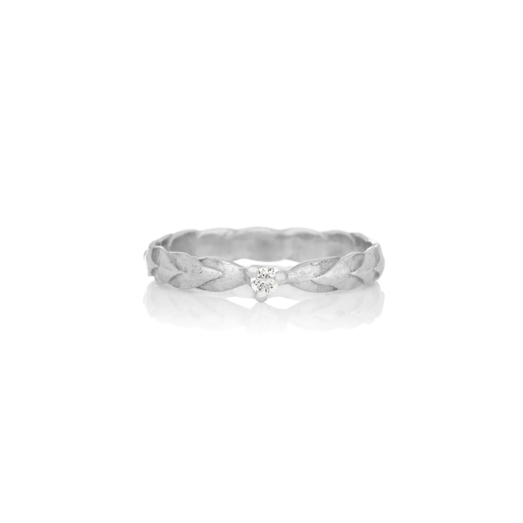 Women's diamond ring - RAN