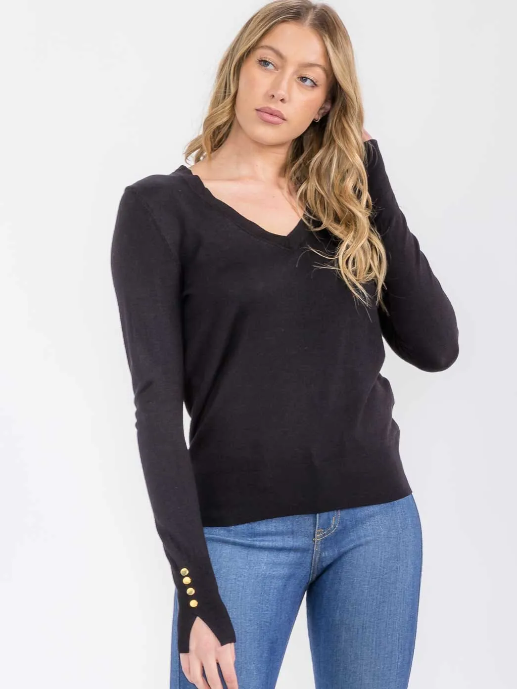 WOMEN'S LONG SLEEVE V-NECK BUTTON DETAILED TOP