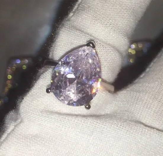 Womens Ring | Teardrop Ring | Engagement Ring Diamond | Engagement Rings UK | Pear Shaped Engagement Ring | Engagement Rings | Promise Ring
