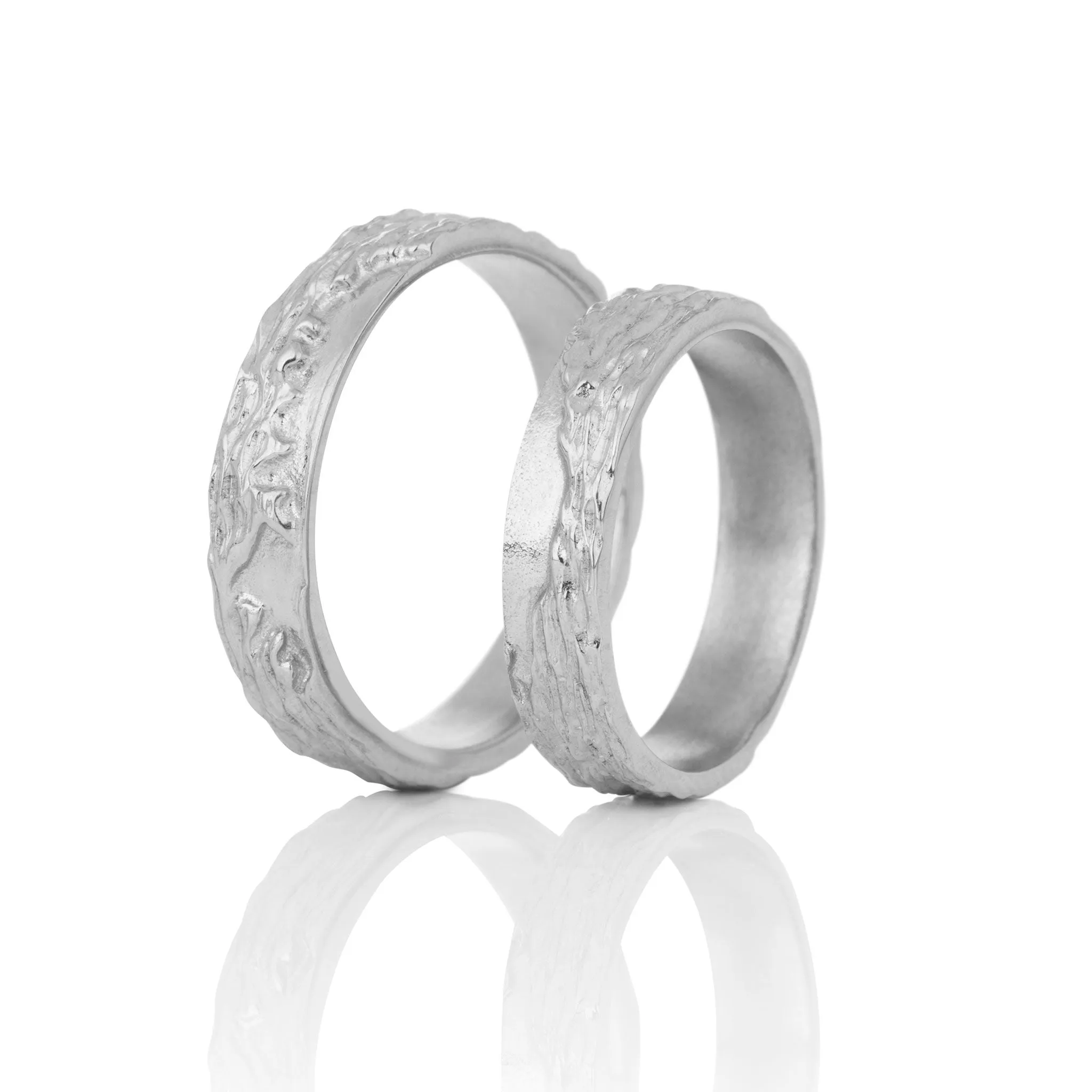 Women's wedding ring - MAGMA